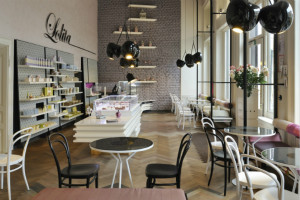 红点展首次进京 作品简约不简单