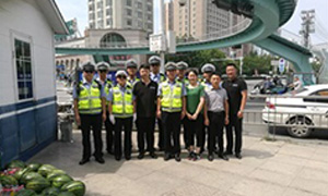 不朽情缘所见，皆有温度——安徽分公司淮南店慰问一线交警 